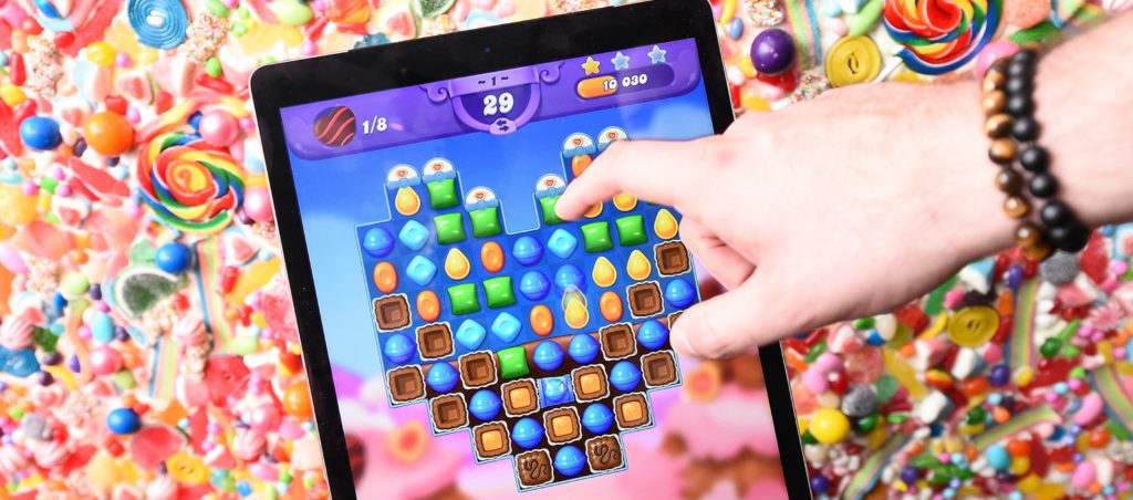 Candy Crush Developer Says 9.2 Million Users Play At Least 3 Hours