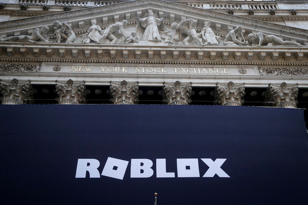 Roblox Stock Soars as Bookings Beat Estimates